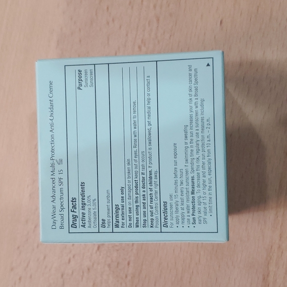 SOLD Estee Lauder DayWear Advanced Multi-Protection Anti-Oxidant Creme - Picture 7 of 8